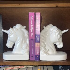 Unicorn bookends